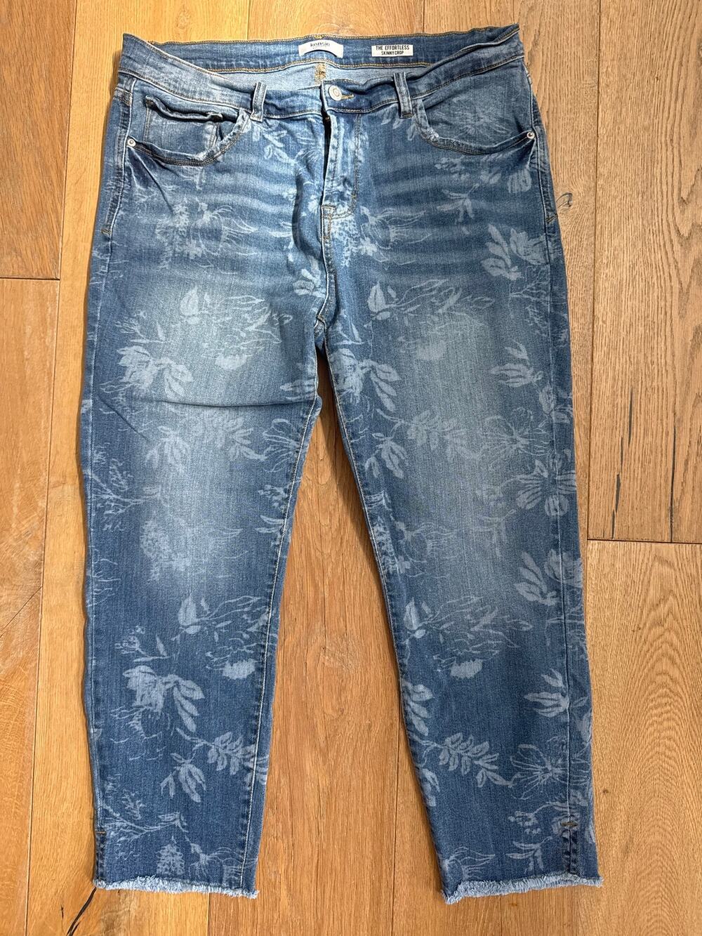Kensie Floral Effortless Skinny Crop Jeans